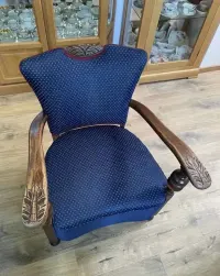 Stary fotel holenderski. — ujęcie 2