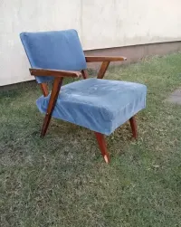 Stary fotel PRL. Rzadki model. Do renowacji. — ujęcie 2