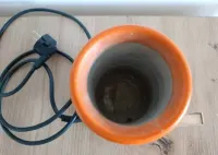 Stary podgrzewacz do mleka z czasów PRL — ujęcie 2