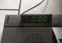 stary radiobudzik philips aj3800 — ujęcie 3