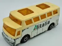 Stary samochodzik resorak kolekcjonerski Matchbox 1977 Airport Coach — ujęcie 2