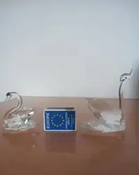 Szklane, kryształowe figurki. Łabędzie. Styl Swarovski. — ujęcie 4