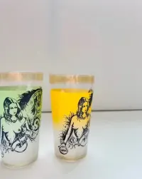 Szklanki z okresu PRL z grafiką / szklaneczki Vintage 2 sztuki PRL — ujęcie 2