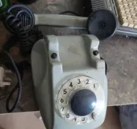 Telefon stary kręcony prl — ujęcie 2