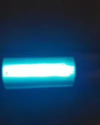 Tester mini lampa ultra fioletUdo banknotow i szukania bursztynowUV — ujęcie 3