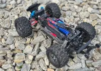 Traxass Hoss 4x4 VXl Stan BDB Komplet — ujęcie 4