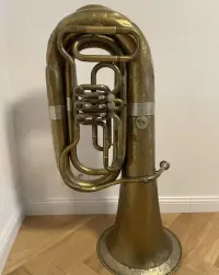 Tuba przedwojenna Oskar Ullmann — ujęcie 3