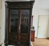 Unikatowa antyczna drewniana witryna z rzeźbieniami 238x147,5x52 — ujęcie 2