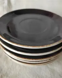 Vintage zestaw talerzy deserowych ceramika 6 sztuk okres PRL — ujęcie 4