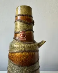 Wazon FAT lava uszkodzony — ujęcie 2
