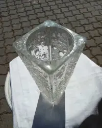 Wazon krople rosy Eryka Trzewik Drost Ząbkowice — ujęcie 4