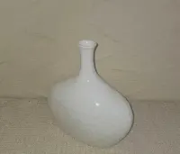 Wazon Rosenthal Studio-Line – Biała Porcelana z Kwiatowym Reliefem – Vintage — ujęcie 2