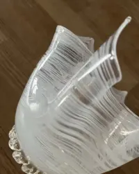 Włoski wenecki wazon na chusteczkę z Murano Art, szacowany na lata 40. — ujęcie 3