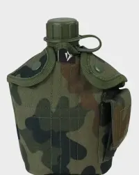 Wojskowa Manierka z Kubkiem LC2 1L Pokrowiec WZ.93 — ujęcie 3
