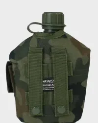 Wojskowa Manierka z Kubkiem LC2 1L Pokrowiec WZ.93 — ujęcie 4
