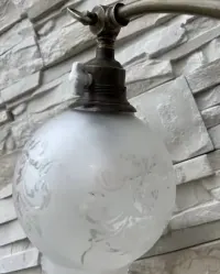 Zabytkowa mosięzna lampka z XIX w lampa — ujęcie 5