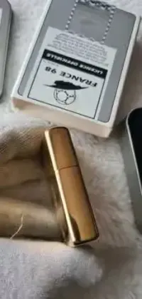 Zapalniczka Zippo Brass FIFA TM 1974. Nowa 1997r — ujęcie 3