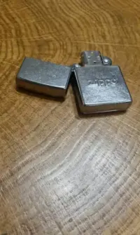 Zapalniczka zippo Street chrome stara vintage — ujęcie 4