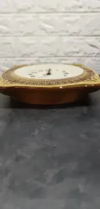 Zegar ścienny ceramiczny Mirostowice PRL — ujęcie 3