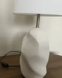 Ceramiczna lampa stołowa Zara Home duża 68 cm — ujęcie 4