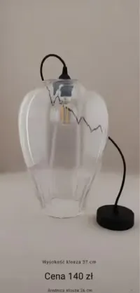 Duża lampa sufitowa — ujęcie 3