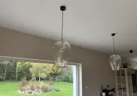 Duża lampa sufitowa — ujęcie 2