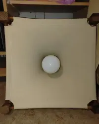 Lampa wisząca materiałowo-drewniana — ujęcie 4
