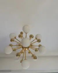 Lampa złota z białymi kloszami - super cena — ujęcie 2