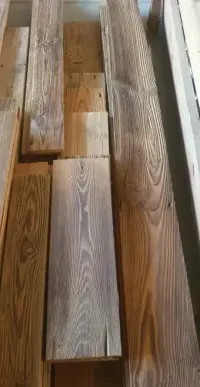 Stara deska z odzysku, deska loft, deska rustykallna — ujęcie 5