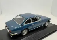 1/43 Peugeot 504 Coupe 1974 Minichamps — ujęcie 4