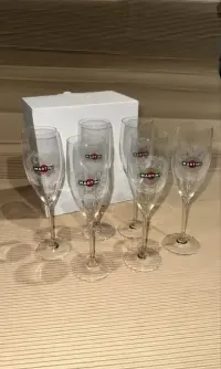 12 sztuk kieliszków Martini — ujęcie 3