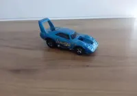 1969 '69 Dodge Daytona Hot Wheels 2000 autko resorak model samochodzik — ujęcie 2