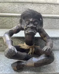 Afrykańska figurka — ujęcie 2