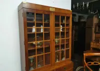 Angielska   witryna  biblioteczka  800/2025 — ujęcie 3