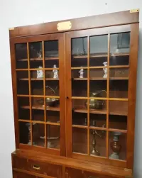 Angielska   witryna  biblioteczka  800/2025 — ujęcie 5