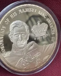 Anglia Król Karol Duży Medal Numizmat Kolekcjonerski — ujęcie 3