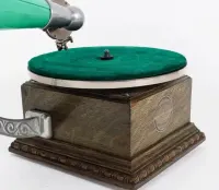 Antyk gramofon z tubą Columbia Disc — ujęcie 3