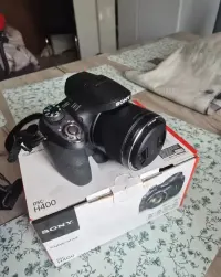 Aparat fotograficzny — ujęcie 2