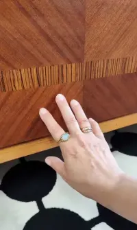 Biblioteczka art deco — ujęcie 3