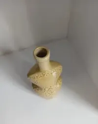 Butelka ceramiczna Mirostowice LWWG-4 wazon relief winogrona PRL sygnatura — ujęcie 5