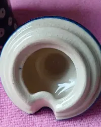 Ceramiczny pojemnik na miód BOLESŁAWIEC — ujęcie 4