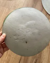 Ceramika rękodzieło- talerz 21 cm z kotkiem — ujęcie 4