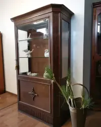 Dębowa biblioteczka witryna antyk 824/2025 — ujęcie 3