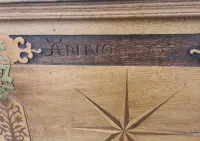 Dębowa skrzynia kufer  1763 rok — ujęcie 5