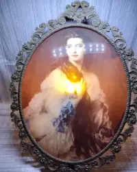Dekoracyjna lampa w formie obrazu — ujęcie 3