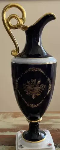 Designerski ozdobny dzbanek wytwórni porcelany Alka — ujęcie 2