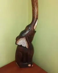 Drewniana rzeźba    KOT 40,5 cm.    i     SŁOŃ 102cm. — ujęcie 3