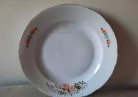 Duży biały porcelanowy półmisek do serwowania Ćmielów, 32 cm — ujęcie 3