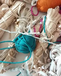 duży pakiet zestaw gumek krawieckich guma gumka do szycia krawiecka — ujęcie 5