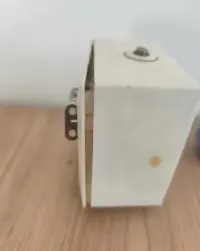 Dwa budziki z czasów PRL — ujęcie 3